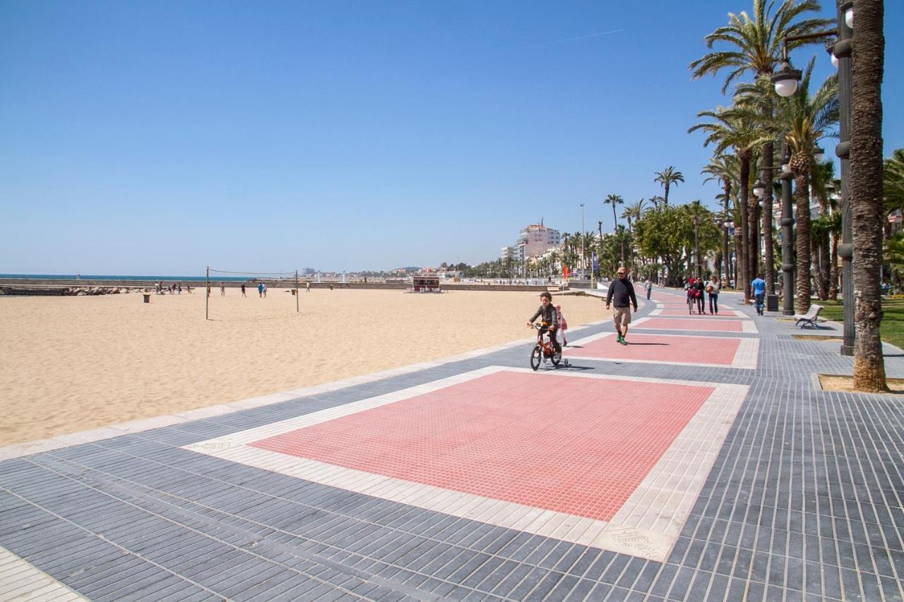 Apartamento Ribera 5 Sitges Bagian luar foto